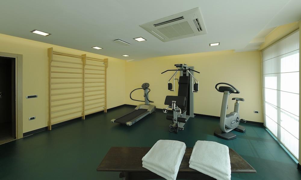 Tiffany Milano 4* Trezzano sul Naviglio