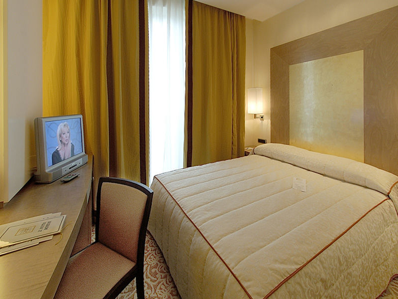 Hotel Tiffany Milano 4*