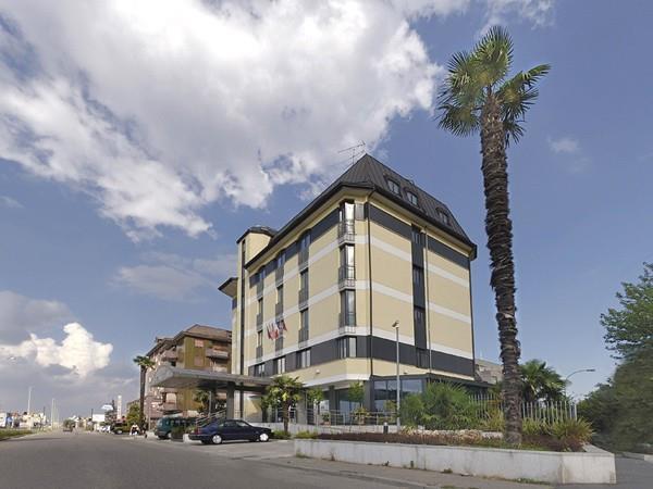 Tiffany Milano Hotel Trezzano sul Naviglio