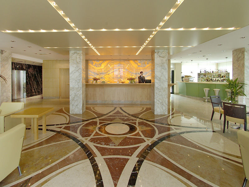 Tiffany Milano 4* Trezzano sul Naviglio
